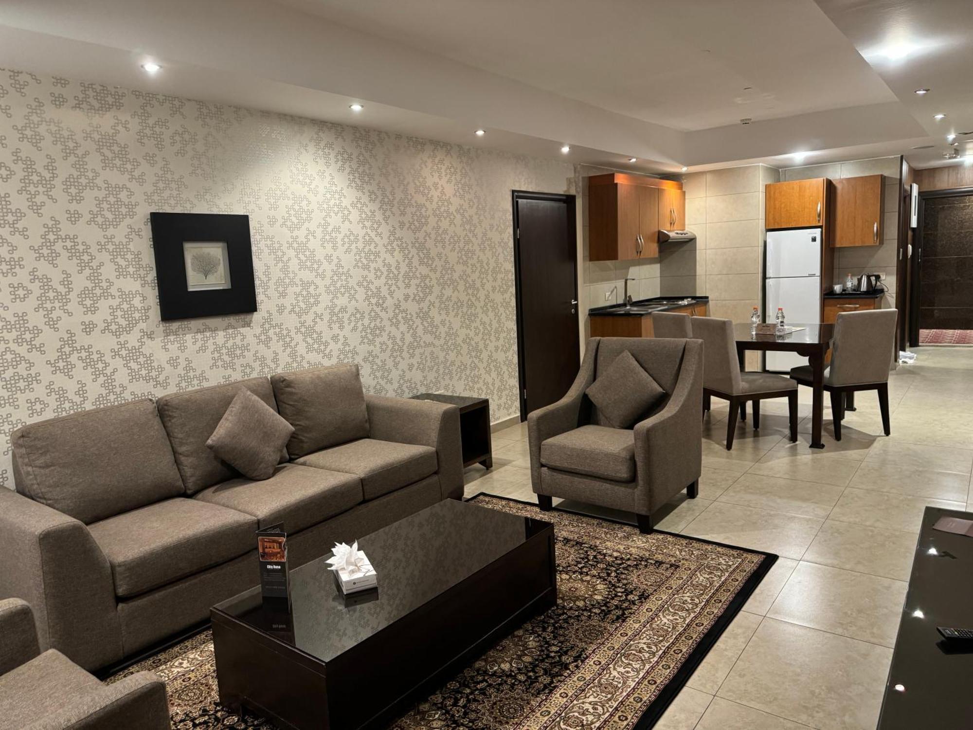 City Rose Hotel Suites Amman Exterior photo